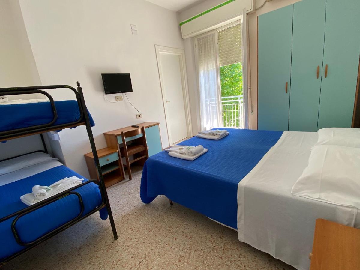 Hotel Luna Rossa Rimini Exteriér fotografie